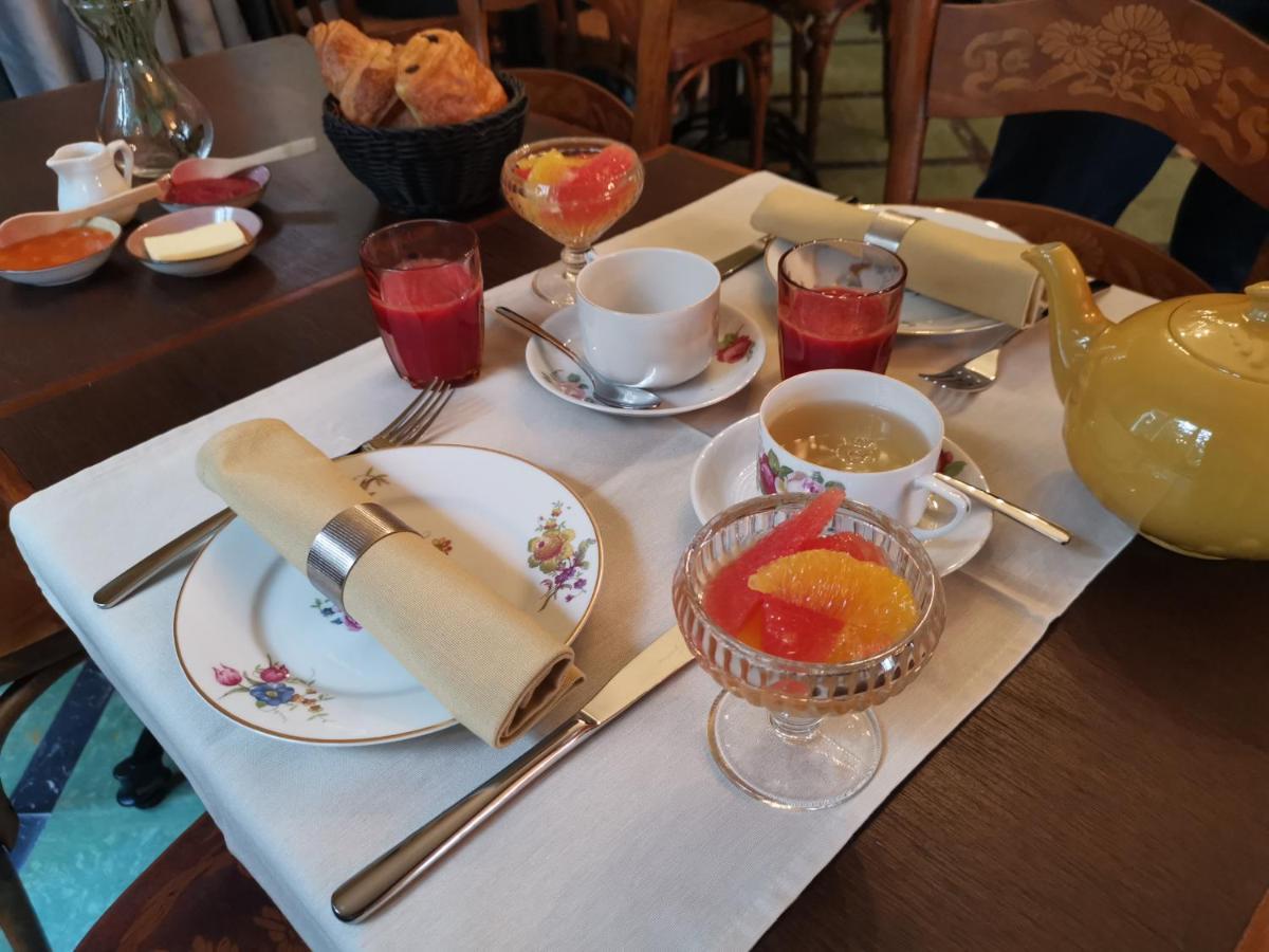 La Villa Du Pre Du Cerf Spa Luaran gambar